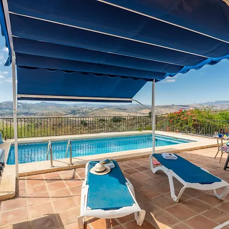 Villa Mariposa Large 2 Bedroom Views *